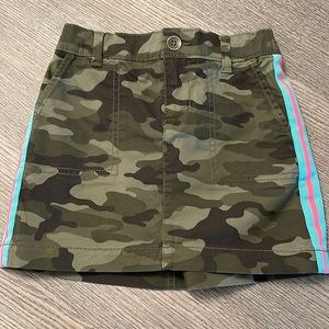 Girls skirt